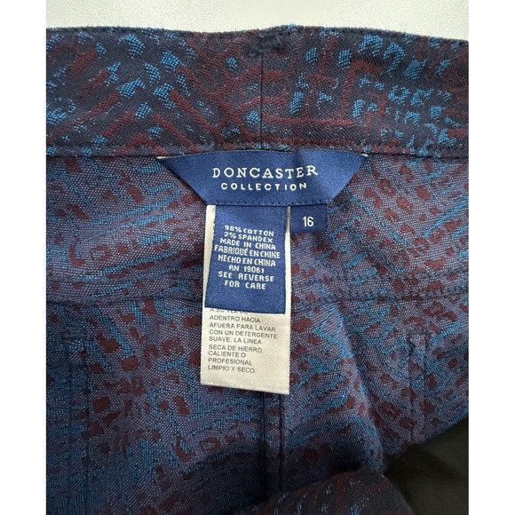 Doncaster Collection Navy Burgundy Jacquard Trousers Pants Womens 16 W416 - Picture 2 of 10